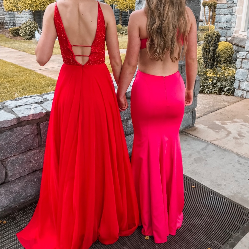 Prom/ Formal Dress - Picture 2 of 5